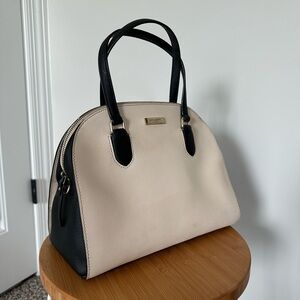 Medium Kate Spade purse
